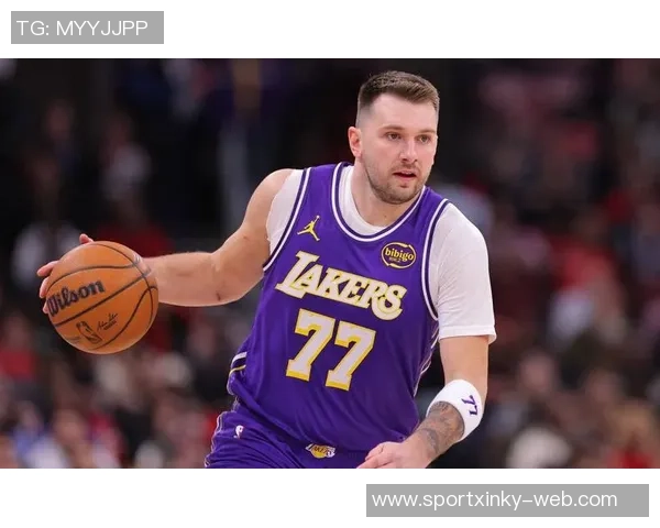 东契奇谈球队默契：全力以赴的拼搏精神让比赛更具乐趣